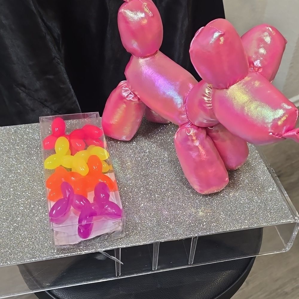 Ways To Celebrate Metallic Balloon Dog & Set Of 4 Party Favors - Picture 9 of 9